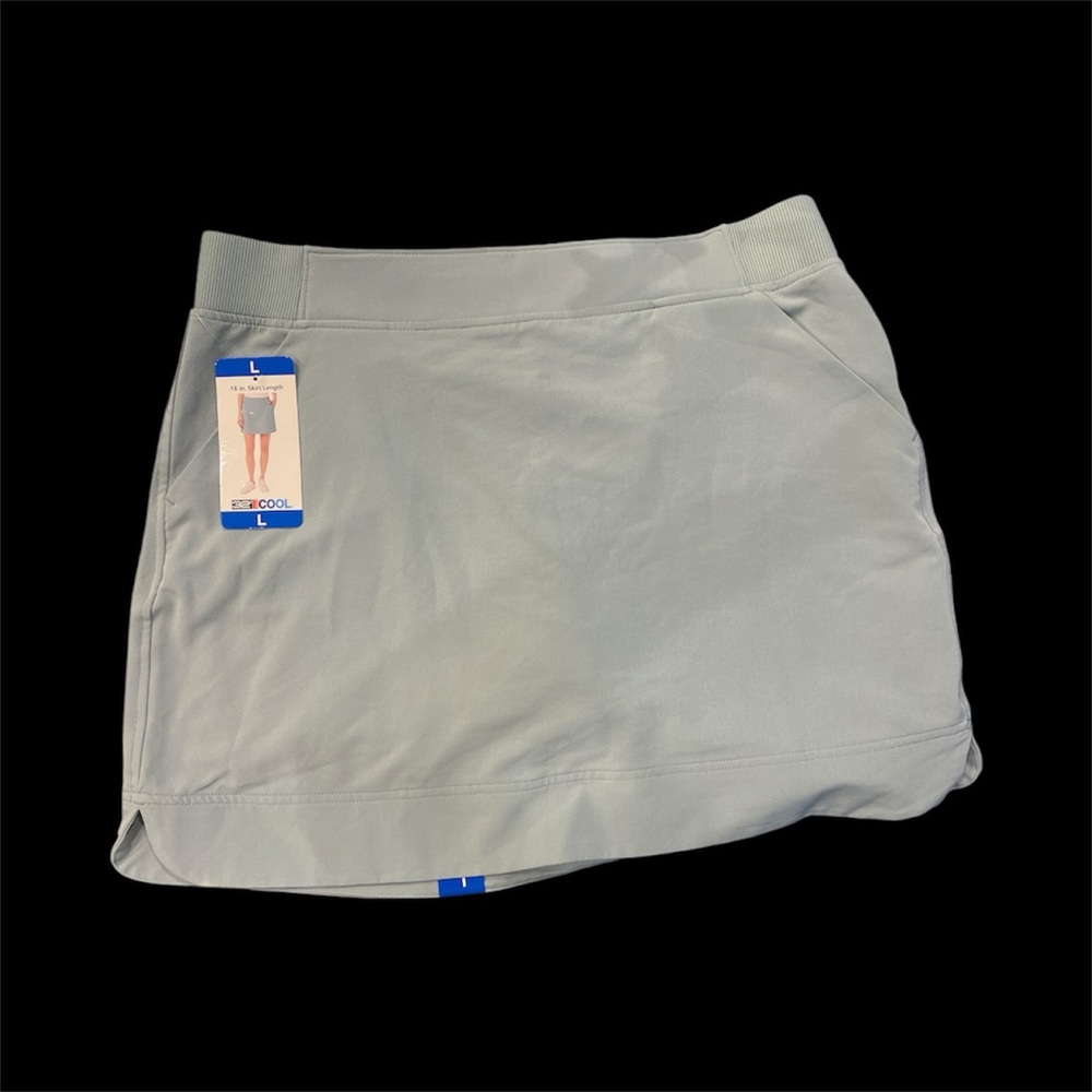32 Degrees Cool Light Gray Skort
